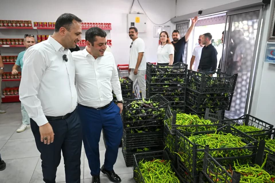Bornova ve Torbalı Arasında Tarım Köprüsü: Yakaköy Hasadı Kent Market Raflarında