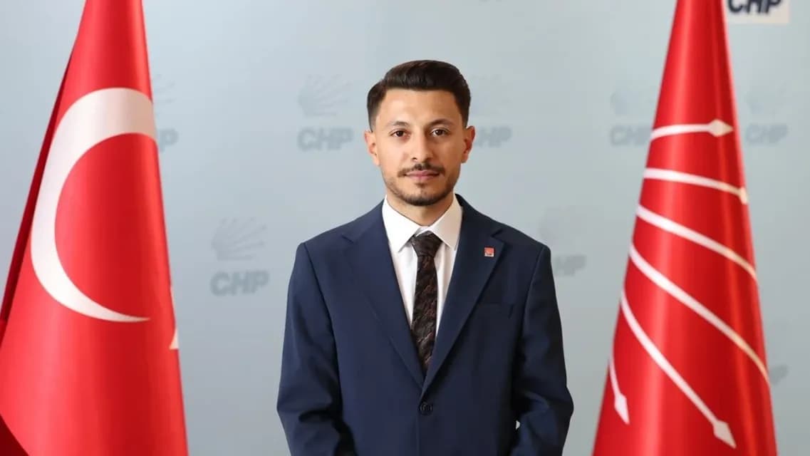 CHP'li Ali Baysal’dan Yeni Parti İl Başkanı Çağatay Güç'e Sert Tepki: "AKP’ye Hizmet Etmeyi Bırak"