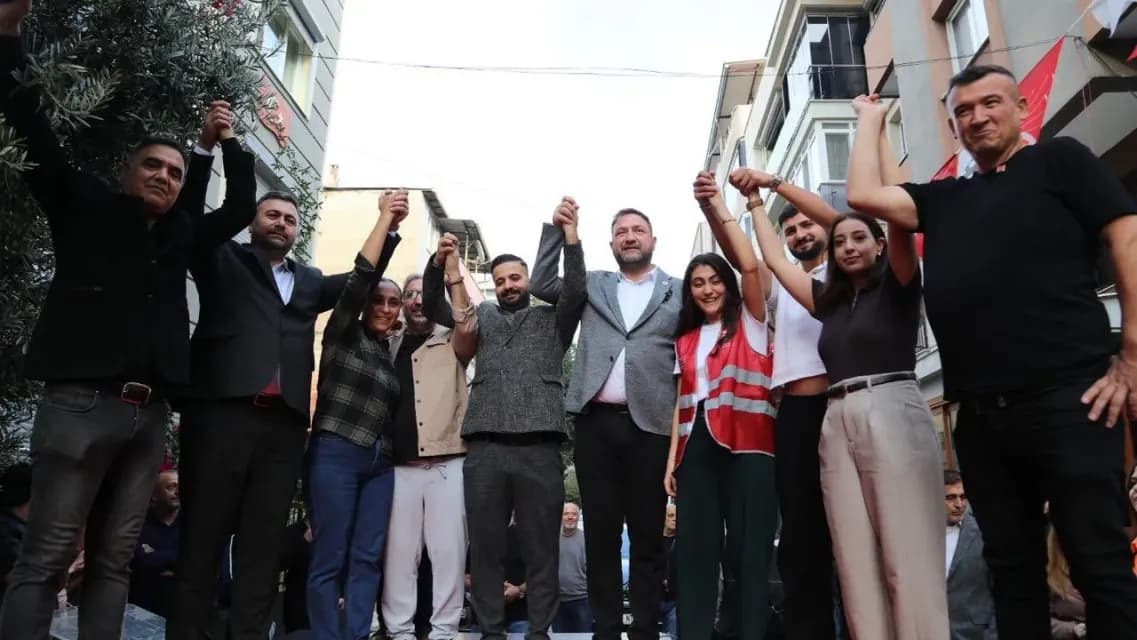 Utku Gümrükçü’den Buca'daki Katılım Töreni Sonrası Mesaj: "Reklamlar Bitti, Şimdi Yeniden CHP Zamanı"