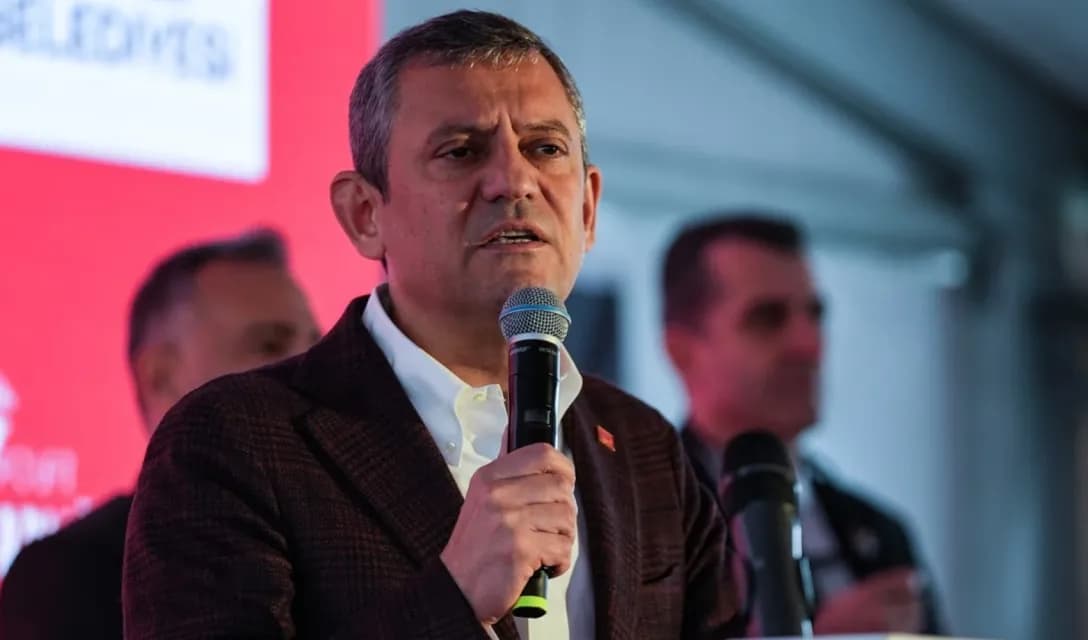 Özel'den İran'daki ateşkes için ilk yorum