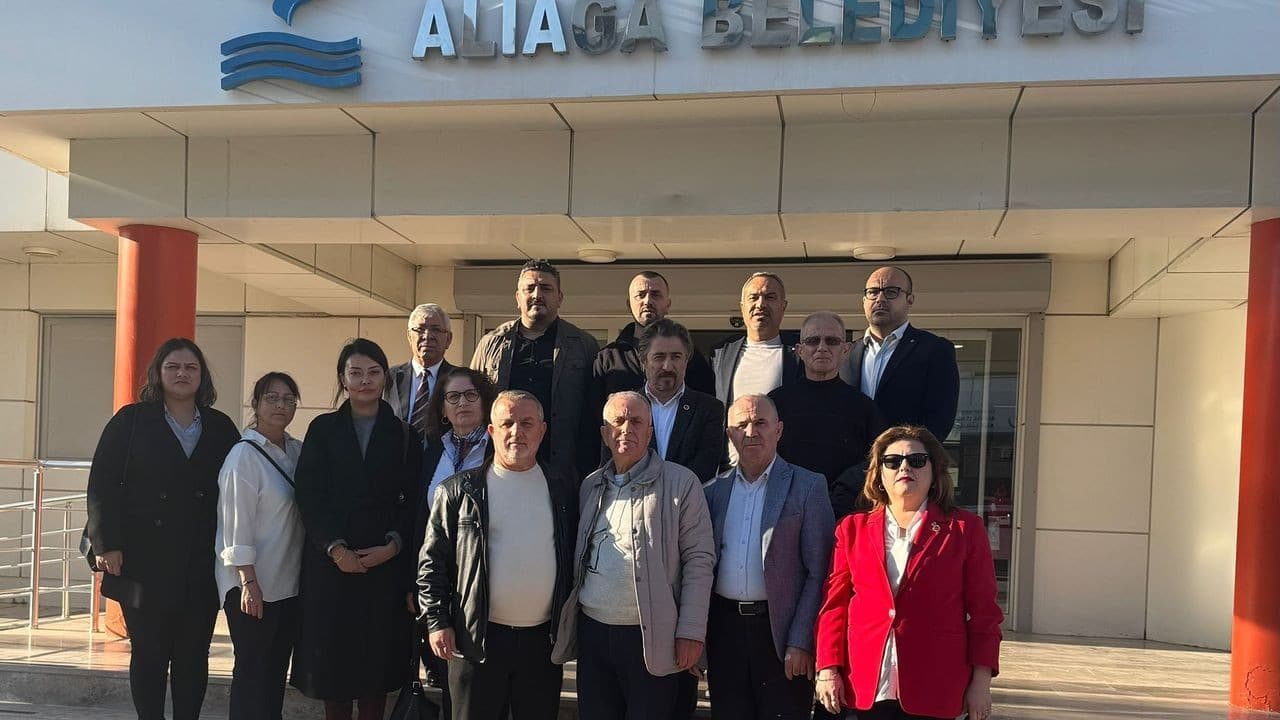 Aliağa Meclisi’nde "Siyasi Ahlak" Krizi: CHP Grubu Faaliyet Raporu Görüşmelerini Terk Etti