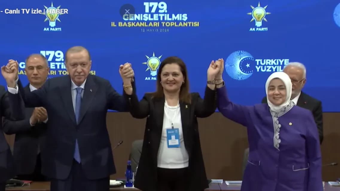 Burcu Köksal AK Parti'de!
