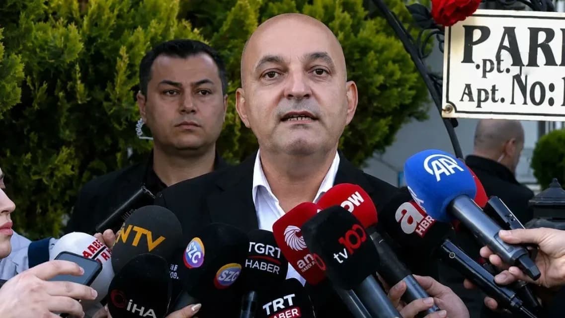 Mahir Polat’tan İstifalara Sert Çıkış ve Kılıçdaroğlu’na Tam Destek!