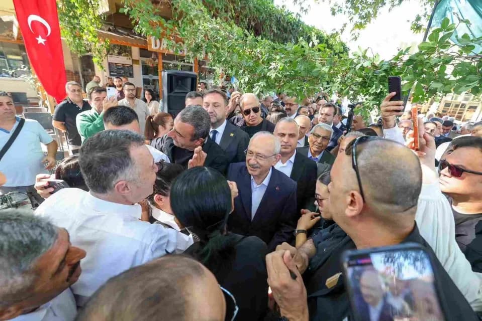 İzmir’de yeniden CHP’nin ayak sesleri!...