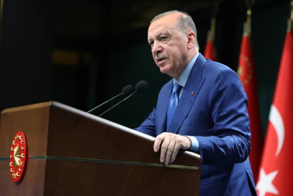 Kabine Sonrası Cumhurbaşkanı Erdoğan'dan Fon Krizi Açıklaması: "Biz Onlara Benzemeyiz!"