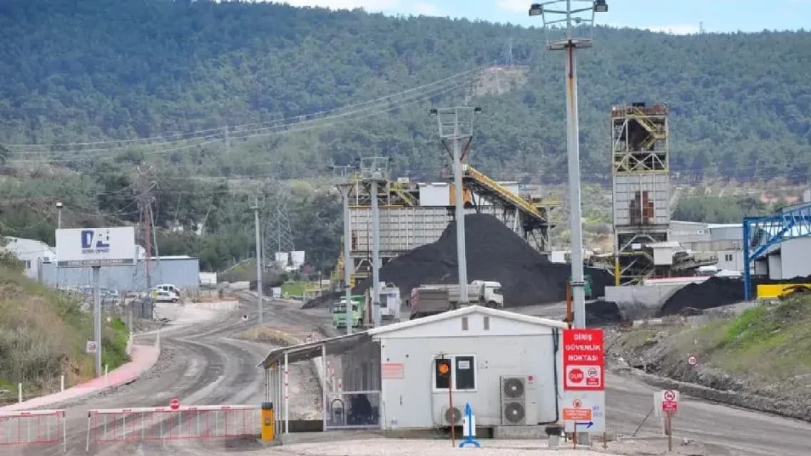 Manisa Soma'da Maden Ocağında Göçük: 1 İşçi Kurtarıldı, 2 İşçi İçin Çalışmalar Sürüyor