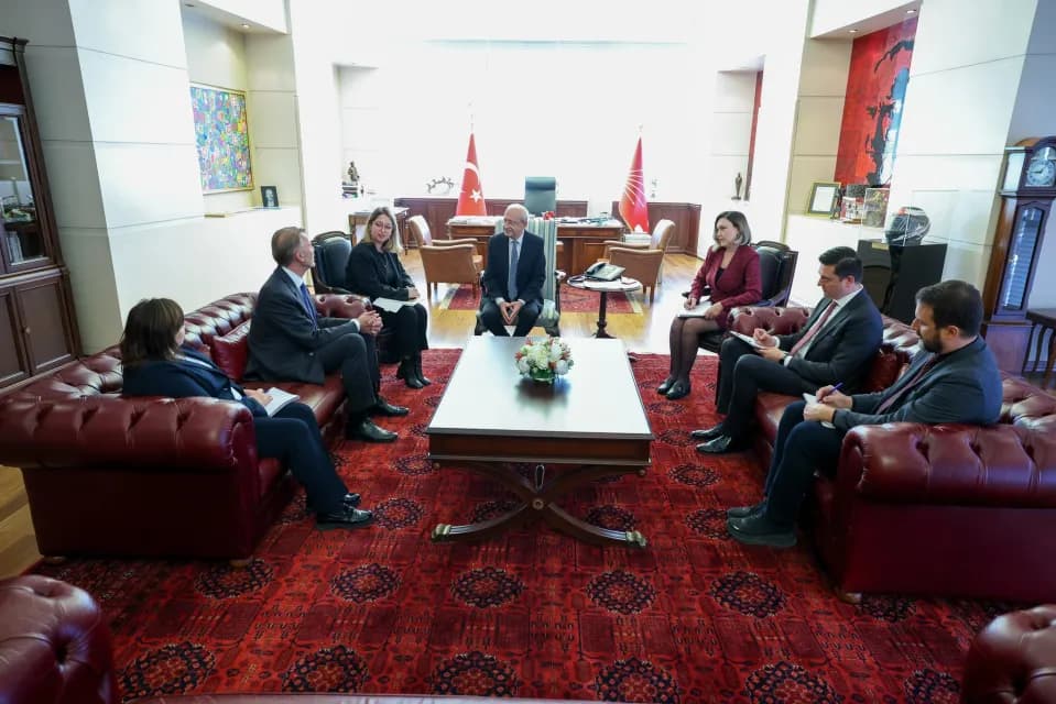 CHP Lideri Kemal Kılıçdaroğlu, AB Türkiye Delegasyonu Başkanı Aivo Orav’ı Kabul Etti