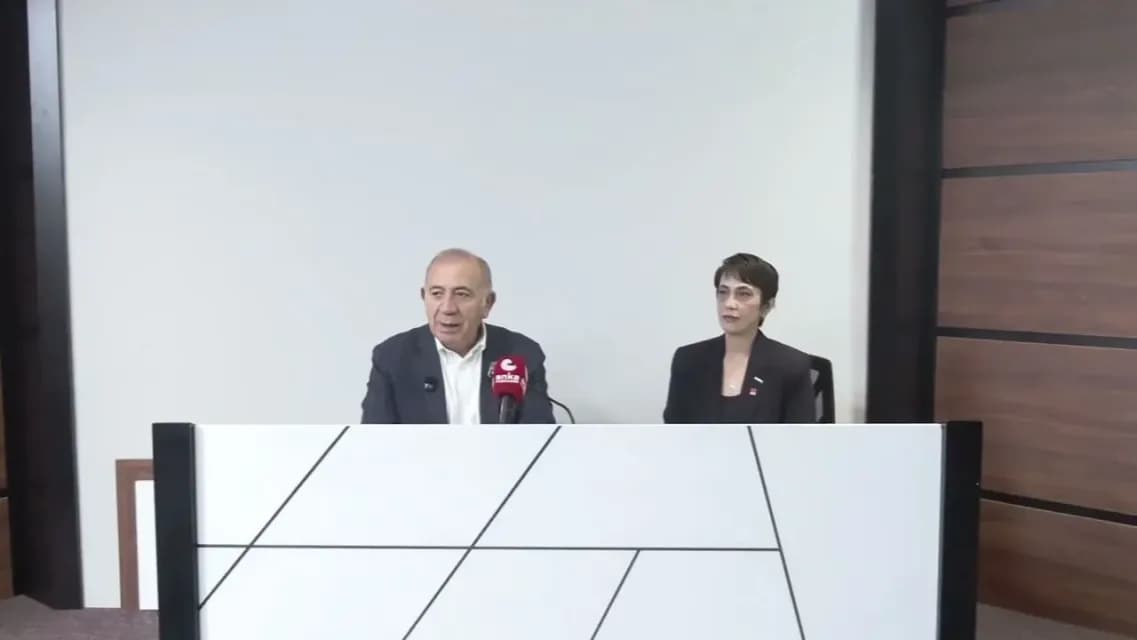 Gürsel Tekin: "CHP Olarak Garibanların Ve Çaresizlerin Partisi Olmak Zorundayız"