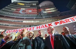 Kılıçdaroğlu'ndan Resepsiyonda Birlik ve Hesap Sorma Mesajı: "Herkesin Başımızın Üstünde Yeri Var"