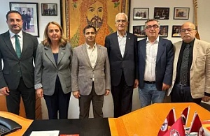 CHP'li Heyet, Avrupa Alevi Konfederasyonu Eşit Başkanı Mat ile Bir Araya Geldi