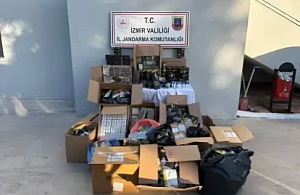 İzmir'de Kaçak Tütün Operasyonu: 90 Bin Makaron Ele Geçirildi!