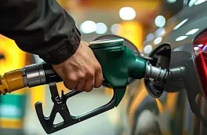 Sürücüler Güne Dev Zamla Uyandı: Motorin 100 TL Sınırına Dayandı