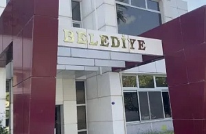 Seferihisar Rüşvet Operasyonunda Karar Açıklandı: 29 Tutuklama, CHP'li Meclis Üyeleri de Cezaevinde