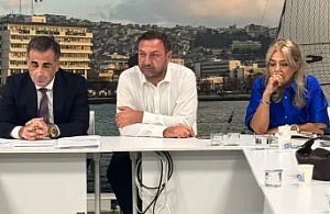 CHP İzmir İl Başkanı Utku Gümrükçü Meclis Grubunu Topladı