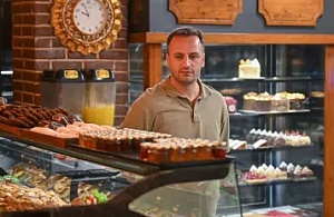 Bornova Belediye Başkanı Ömer Eşki’den Gece Yarısı Fırın Denetimi