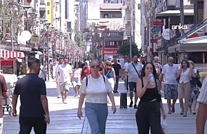 Alsancak'ta 300 Kiralık İş Yeri İlanı: Yüksek Maliyetler Ticari Hayatı Zorluyor