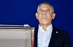 YENİ Parti Oy Kaybediyor: Masadaki Anketlerde Son Durum