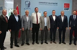 CHP İzmir’de 'Eskilerden' Yol Haritası Toplantısı!