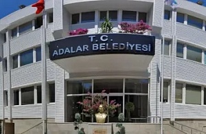 Adalar Belediyesi'nde Tartışmalı Seçim: AK Partili Kemal Türkyılmaz Başkan Vekili Seçildi