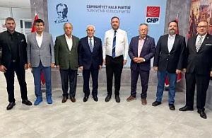Eski Başkanlar Sahaya Çıkıyor… CHP’ye Deneyimli İsimlerden Destek