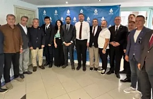 CHP İzmir İl Başkanı Gümrükçü: "Kentimiz ve Ülkemiz İçin Ortak Bir Geleceği İnşa Etmeye Hazırız"