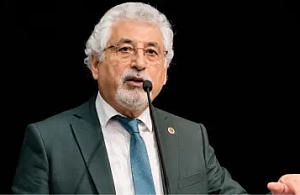 Mehmet Tüm'den İhraç Kararına Tepki: Sosyal Demokrasi Derneği'nden İstifa Etti!
