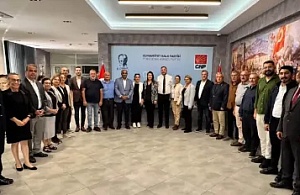 Gümrükçü’den Örgütlere "Birlik" Mesajı: "Birleşe Birleşe, Omuz Omuza Kazanacağız"