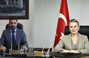 Çiğli Belediyesi'nde İstifa Depremi: AK Parti'ye Geçiş Sonrası İki Başkan Yardımcısı Görevden Ayrıldı