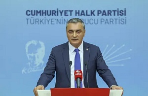CHP Sözcüsü Müslim Sarı Mersin'den Seslendi: "Belediye Başkanlarımızın Tutuksuz Yargılanmasını Talep Ediyoruz"