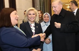 Foça Belediye Başkanı Saniye Bora Fıçı'dan Erdoğan'a İlçe Dosyası