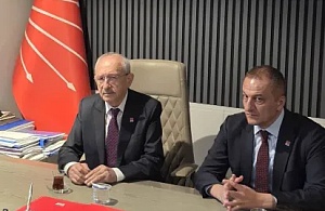 Kemal Kılıçdaroğlu’ndan Mersin Ziyareti: CHP İl Başkanlığı’nda Durum Değerlendirmesi Yapıldı