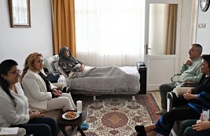 Bornova’nın Çınarlarına Anlamlı Ziyaret: "En Büyük Hazine Ulu Çınarlarımızdır"