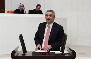 CHP'li Oğuz Kaan Salıcı'dan Cemil Tugay ve Özgür Özel’e Sert Salvolar: "Omurgasız Bir İhbarcıdan İbaret!"