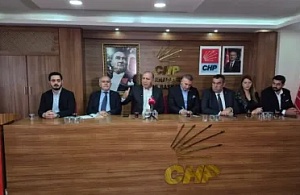 Gürsel Tekin'den Siyasi Transfer Eleştirisi: "Çıkar İlişkisiyle Oy Değiştiremezsiniz!"