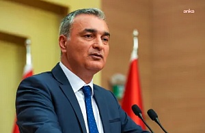 CHP Sözcüsü Müslim Sarı'dan Ataşehir Açıklaması: "Seçim Meşru Değildir, İlk Seçimde Yeniden Kazanacağız!"