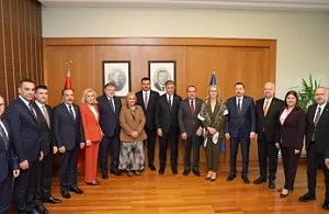 Cemil Tugay’dan AK Parti Heyeti Ziyareti Sonrası Net Mesaj: "30 İlçeye En İyi Hizmeti Sağlayacağız!"