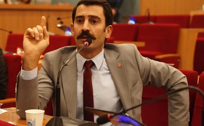 İZBB Meclisi’nde "Çağatay Güç" Polemiği: "CHP İktidara Gelirse Onu da mı Cezalandıracak?"