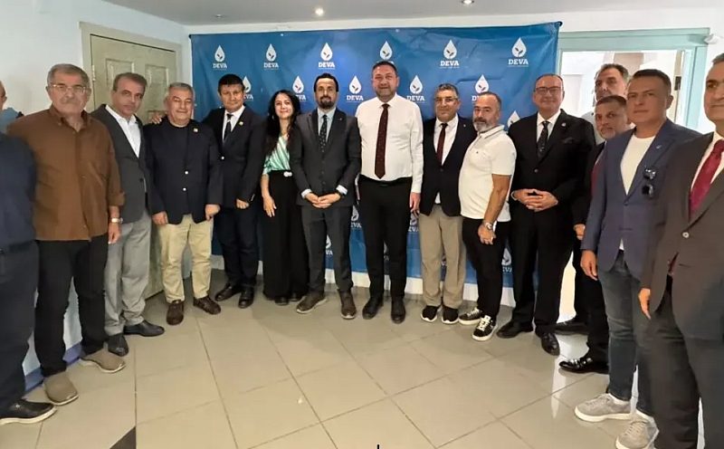 CHP İzmir İl Başkanı Gümrükçü: "Kentimiz ve Ülkemiz İçin Ortak Bir Geleceği İnşa Etmeye Hazırız"