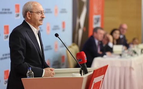 CHP'nin Bolu Kampında Dikkat Çeken Detay: Kılıçdaroğlu’na "Onursal Genel Başkan" Vurgusu!