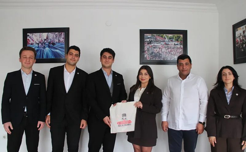 CHP Gençlik Kolları’ndan TGB Genel Merkezi’ne Ziyaret: "Vatan Görevinde Biriz"
