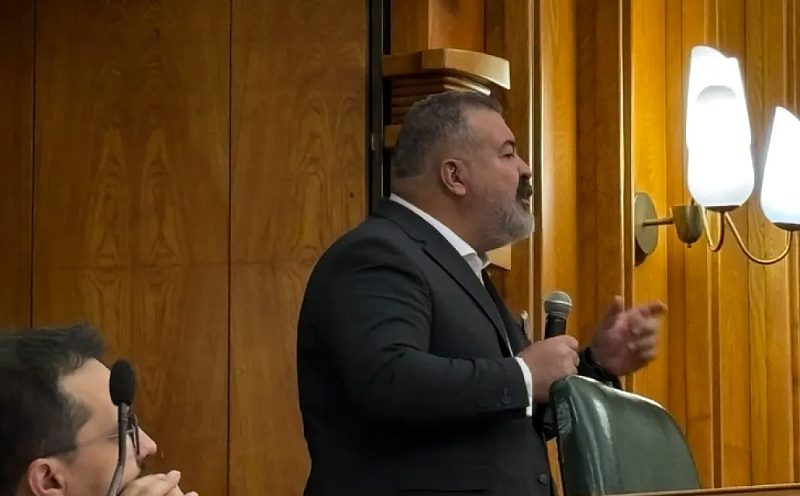 CHP'li Çelik:İlk defa bir siyasi partinin TBMM grubu için özel hazırlanmış yazılımı var artık:Örgüt ve üye iletişimi bu sistem üzerinden yapılabiliyor