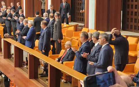 CHP'li Çetin Çapan'dan Kılıçdaroğlu'na Destek: "Kamburundan Arınamayanlara Dert Olsun"