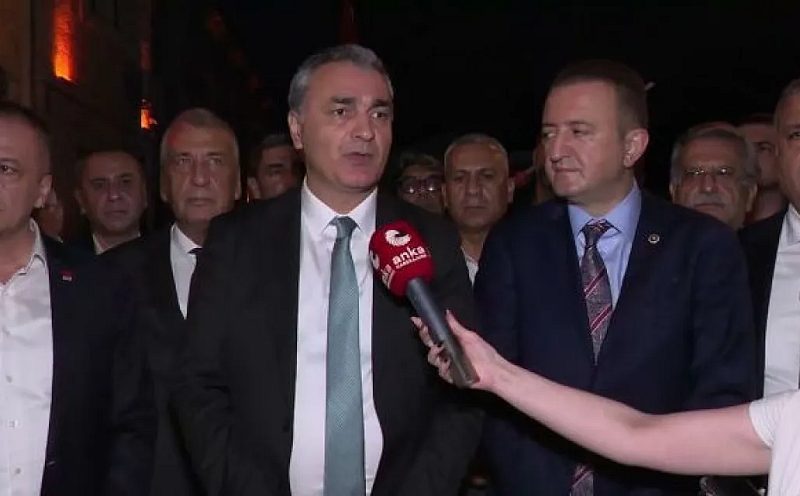 CHP Heyeti Mersin'de Gözaltındaki Başkanlarla Görüştü: Kılıçdaroğlu Yarın Mersin'e Geliyor