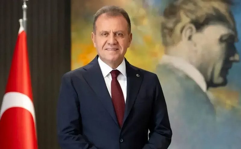 Vahap Seçer'den Tutuklanmasının Ardından İlk Mesaj: "Mersin’in İradesine Yapılan Müdahaleyi Kabul Etmiyorum!"