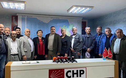 CHP Konak İlçe Başkanı Emrah Kazımoğlu’ndan Mahalle Birleştirme Kararına Tepki: "Kim Yangından Mal Kaçırıyor?"