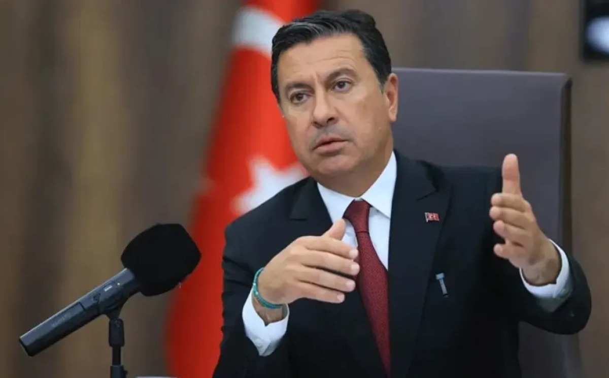 Muğla Büyükşehir Belediye Başkanı Ahmet Aras CHP’den İstifa Etti: "Görevimi Bağımsız Olarak Sürdüreceğim"