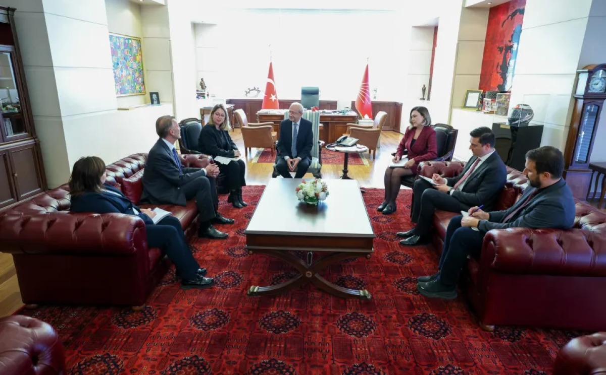 CHP Lideri Kemal Kılıçdaroğlu, AB Türkiye Delegasyonu Başkanı Aivo Orav’ı Kabul Etti