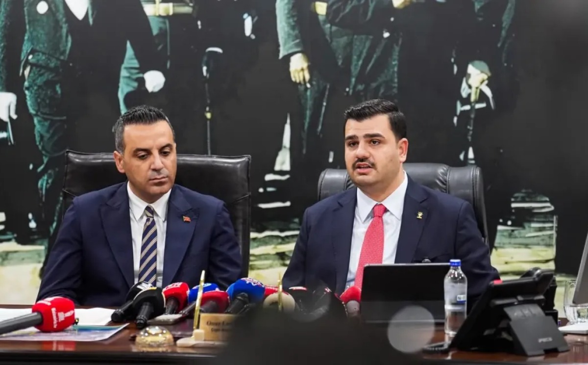 Eyyüp Kadir İnan’dan Karaburun Belediye Başkanı İlkay Girgin Erdoğan Açıklaması: "Görüşmemiz Yok Diyemeyiz!"