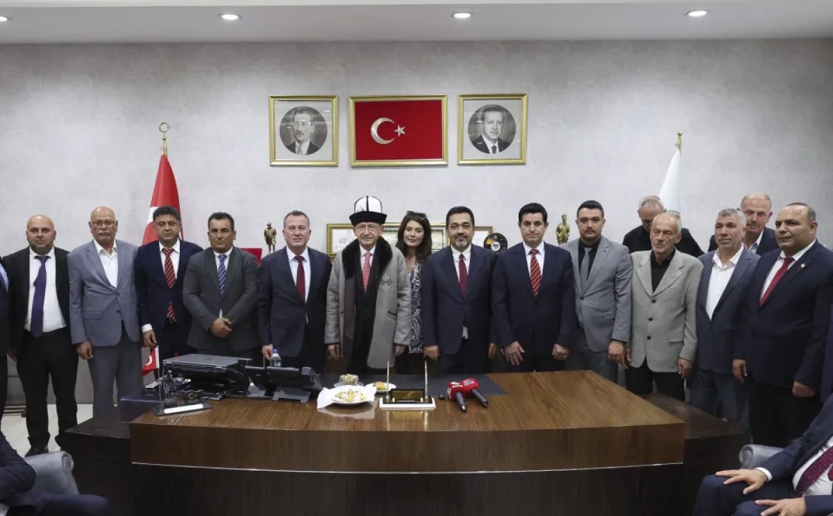 CHP Genel Başkanı Kemal Kılıçdaroğlu Nizip Belediyesi’ni Ziyaret Etti