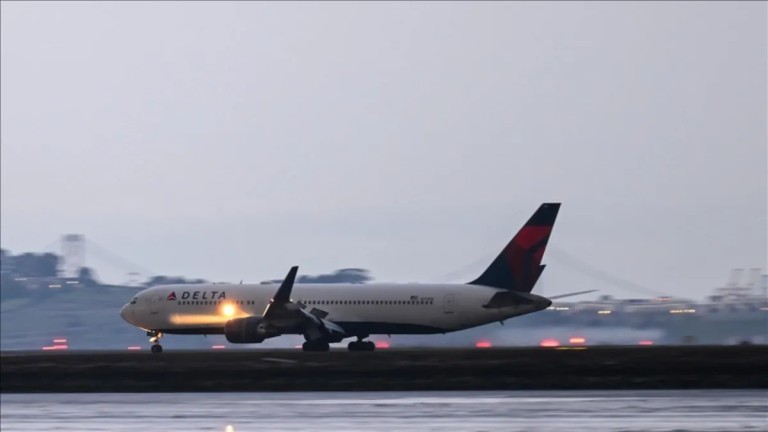 Seattle'daki Pist Kazası: Japon Uçağı Delta'ya Çarptı! Kazanın Nedeni Ne?